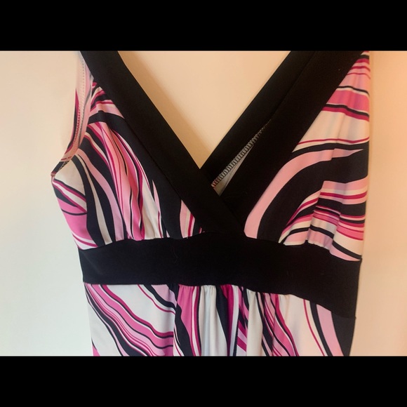 Summertime dress - Picture 2 of 5